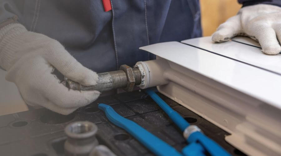 Professional water heater repair services in Petersburg, IL